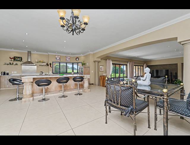 5 BEDROOM FREEHOLD FOR SALE IN BLUE VALLEY GOLF ESTATE